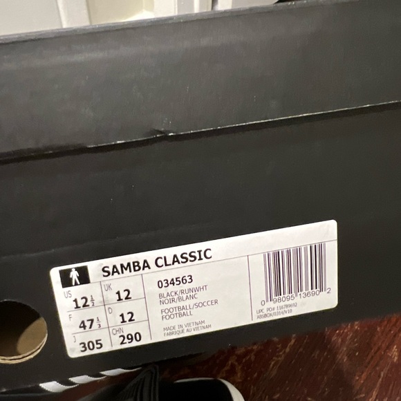 BNIB Adidas Samba Classic Shoes - Picture 2 of 9